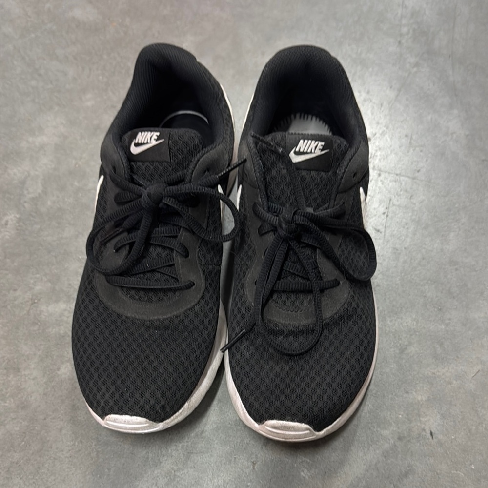 Nike Black Athletic Sneakers
